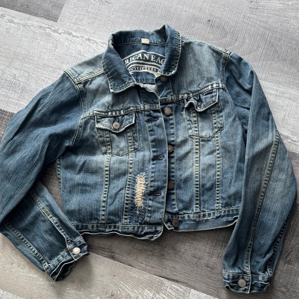 American Eagle Outfitters Classic Blue Denim Jacket cropped size large L